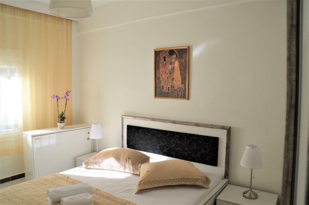 Aigaiou House Apartment Tesalonika Bagian luar foto