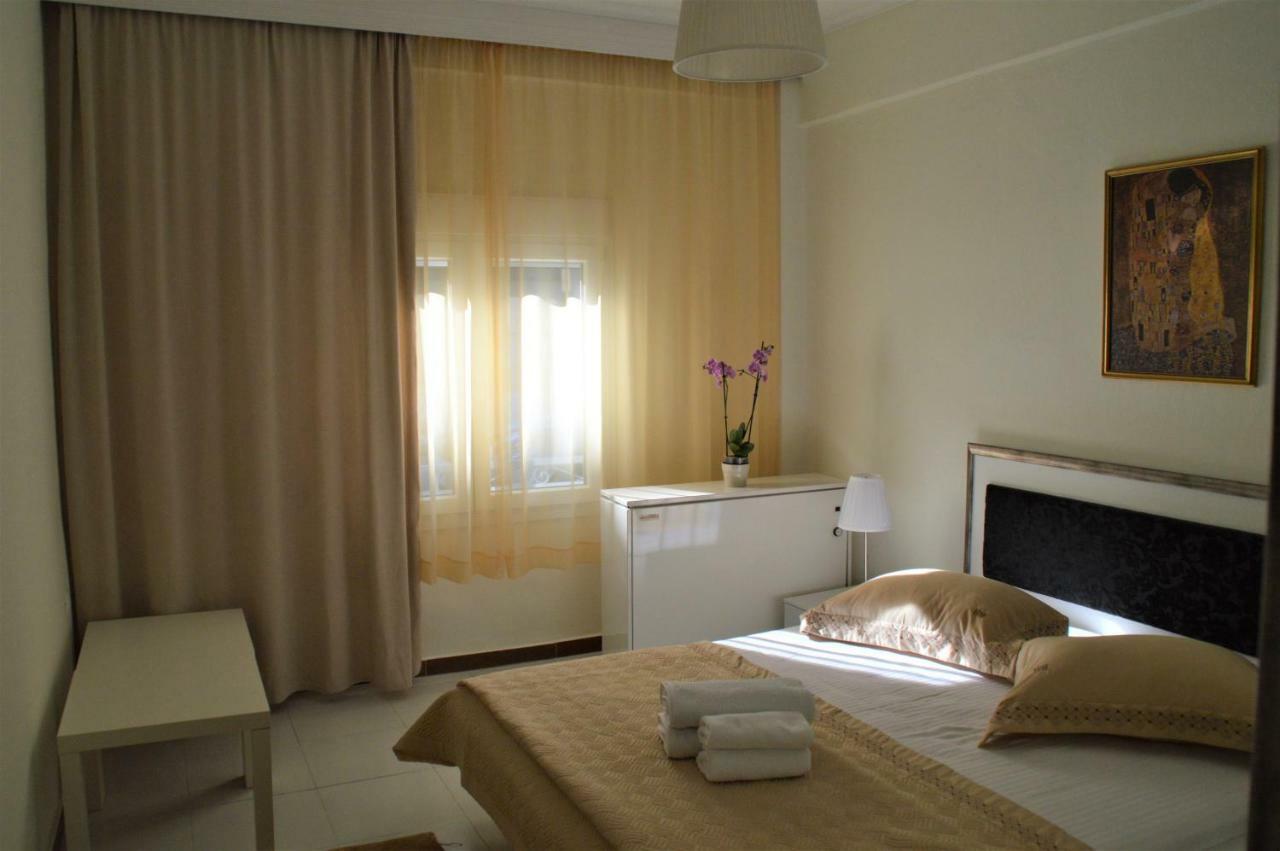 Aigaiou House Apartment Tesalonika Bagian luar foto