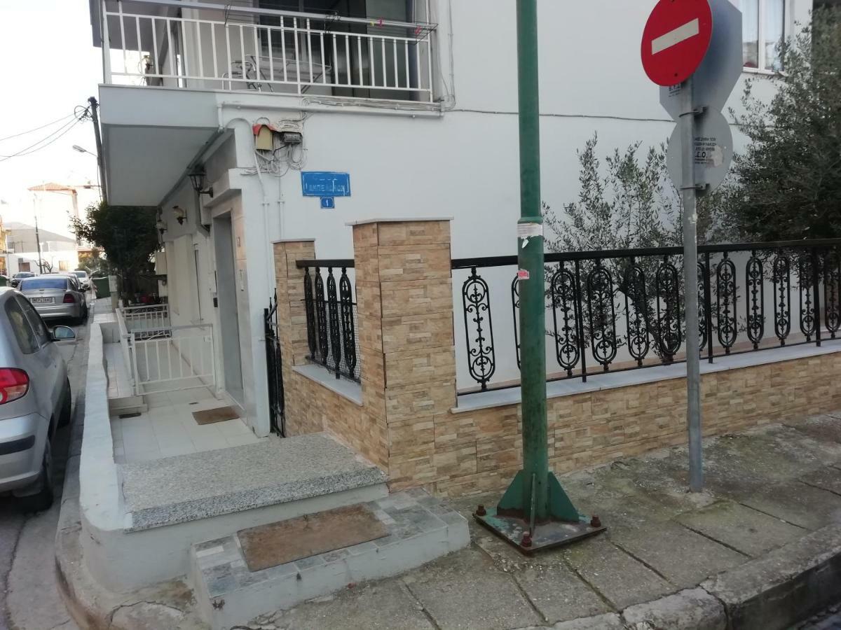 Aigaiou House Apartment Tesalonika Bagian luar foto