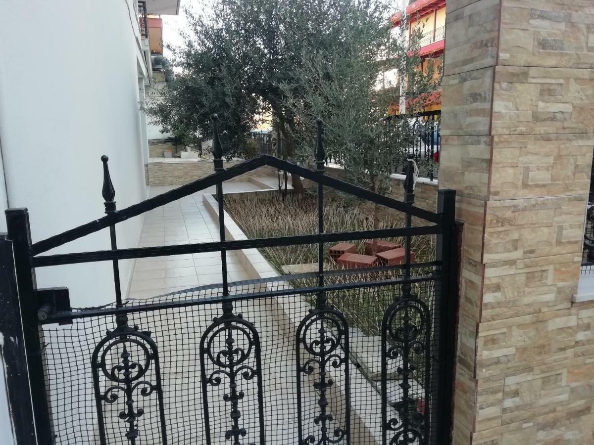 Aigaiou House Apartment Tesalonika Bagian luar foto